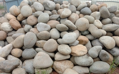 Đá cuội sân vườn làm cảnh quan giá rẻ tại Đồng Xoài Bình Phước 